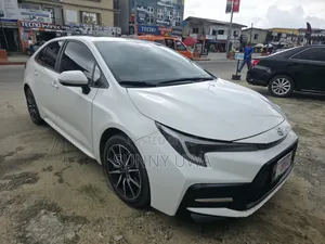 Toyota Corolla 2025 White