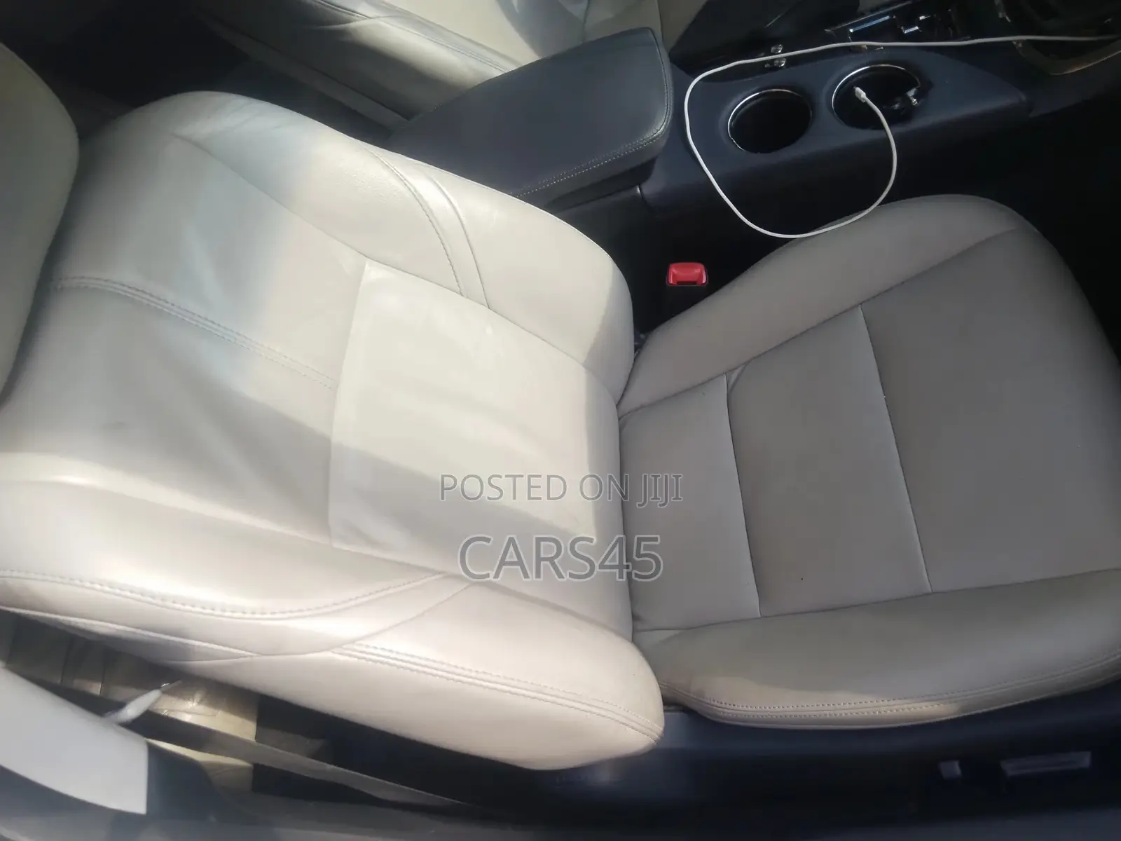 Toyota Avalon 2013 White