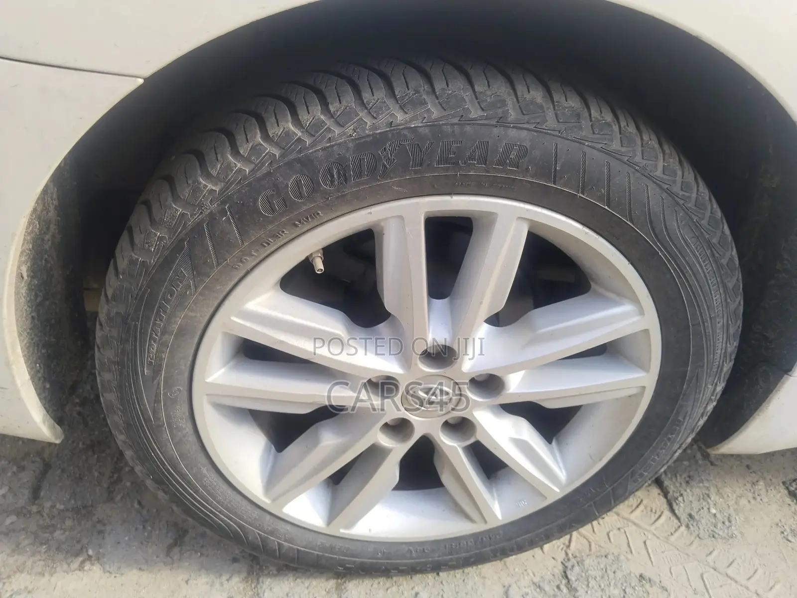 Toyota Avalon 2013 White