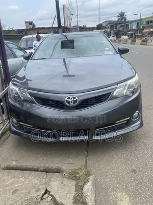 Toyota Camry 2013 Gray