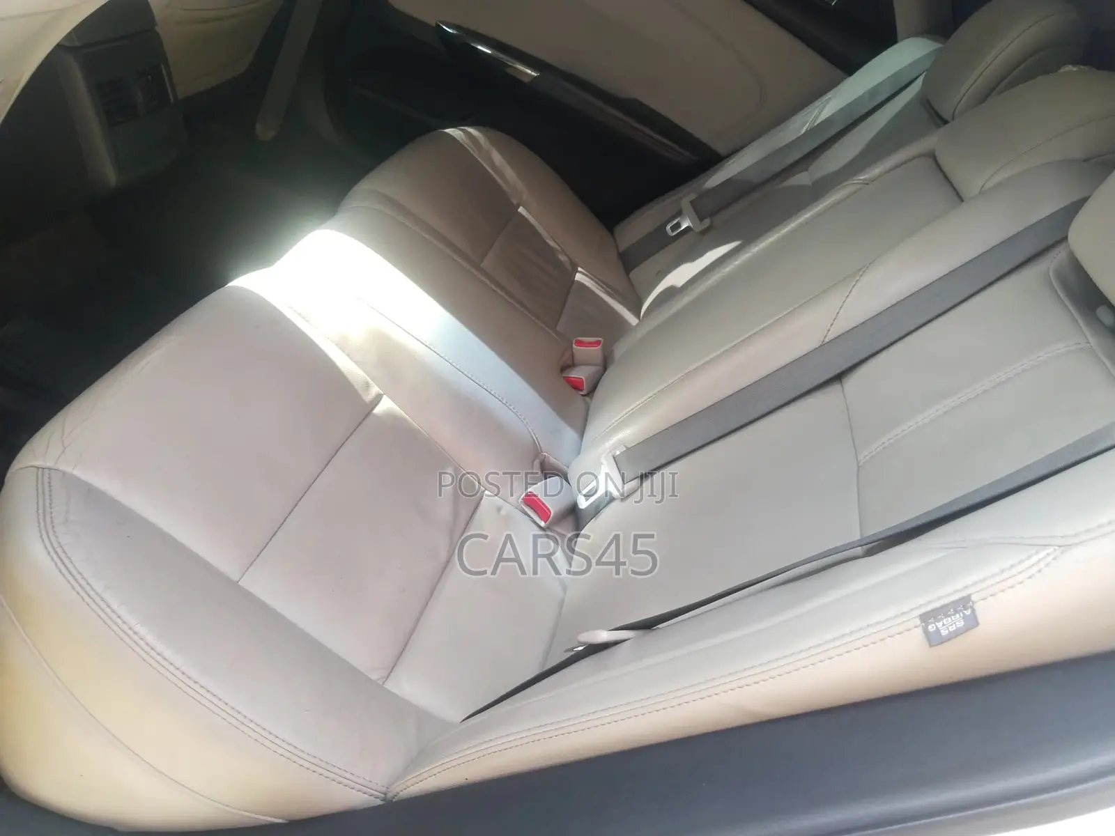 Toyota Avalon 2013 White