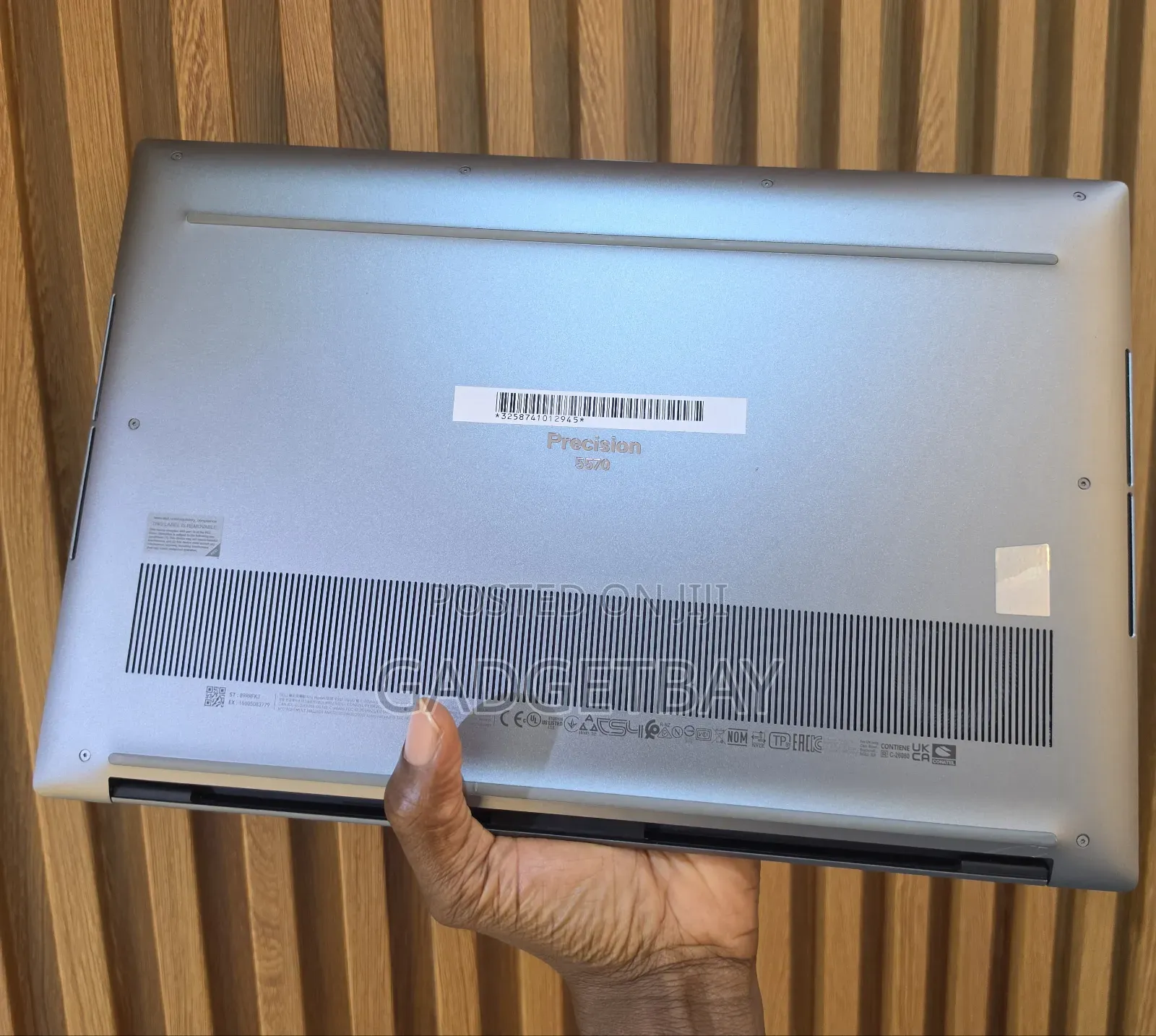 Laptop Dell Precision 5570 32GB Intel Core i9 SSD 1T