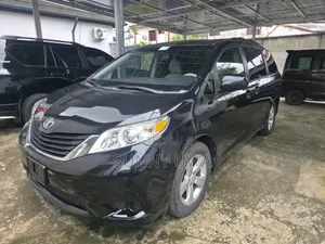 Toyota Sienna LE 7 Passenger 2012 Black