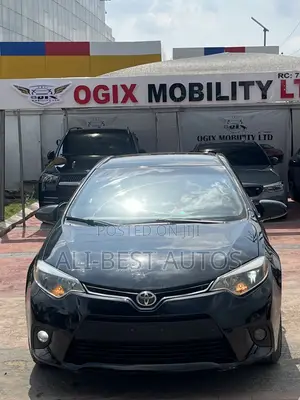 Toyota Corolla 2015 Black