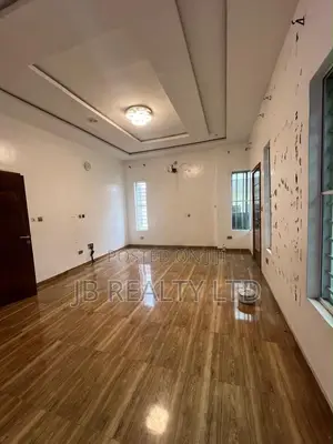 1bdrm Shared Apartment in Chevyview Estate Off, Lekki for rent