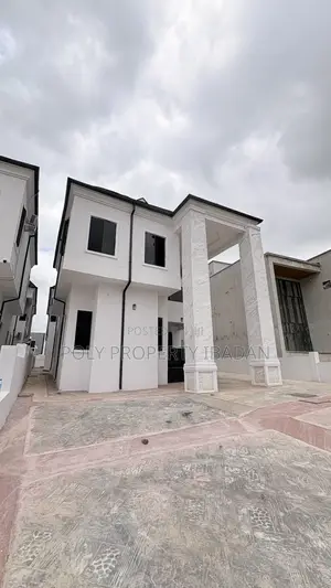 4bdrm Duplex in Engr. Lere Adigun, Ibadan for sale