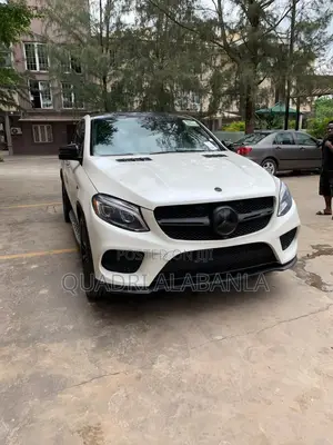 Mercedes-Benz GLE-Class AMG GLE 43 4MATIC 2018 White