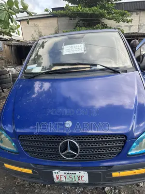 Mercedes-Benz Vito 2014 Blue