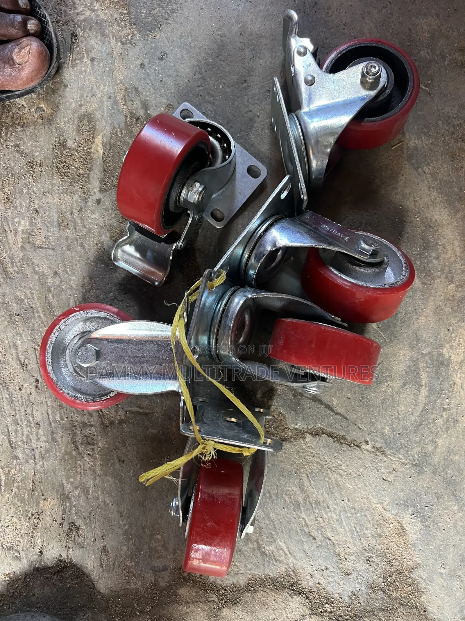 Heavy-Duty Swivel Caster Wheels