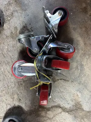 Heavy-Duty Swivel Caster Wheels