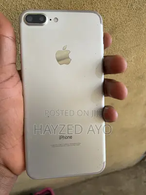 Apple iPhone 7 Plus 32 GB Silver