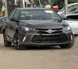 Toyota Camry XSE V6 4dr Sedan (3.5L 6cyl 6A) 2016 Gray
