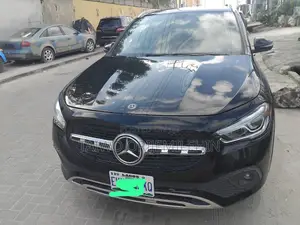 Mercedes-Benz GLA 250 2020 Black