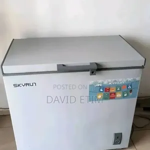 Skyrun Chest Freezer — 200 Litres.
