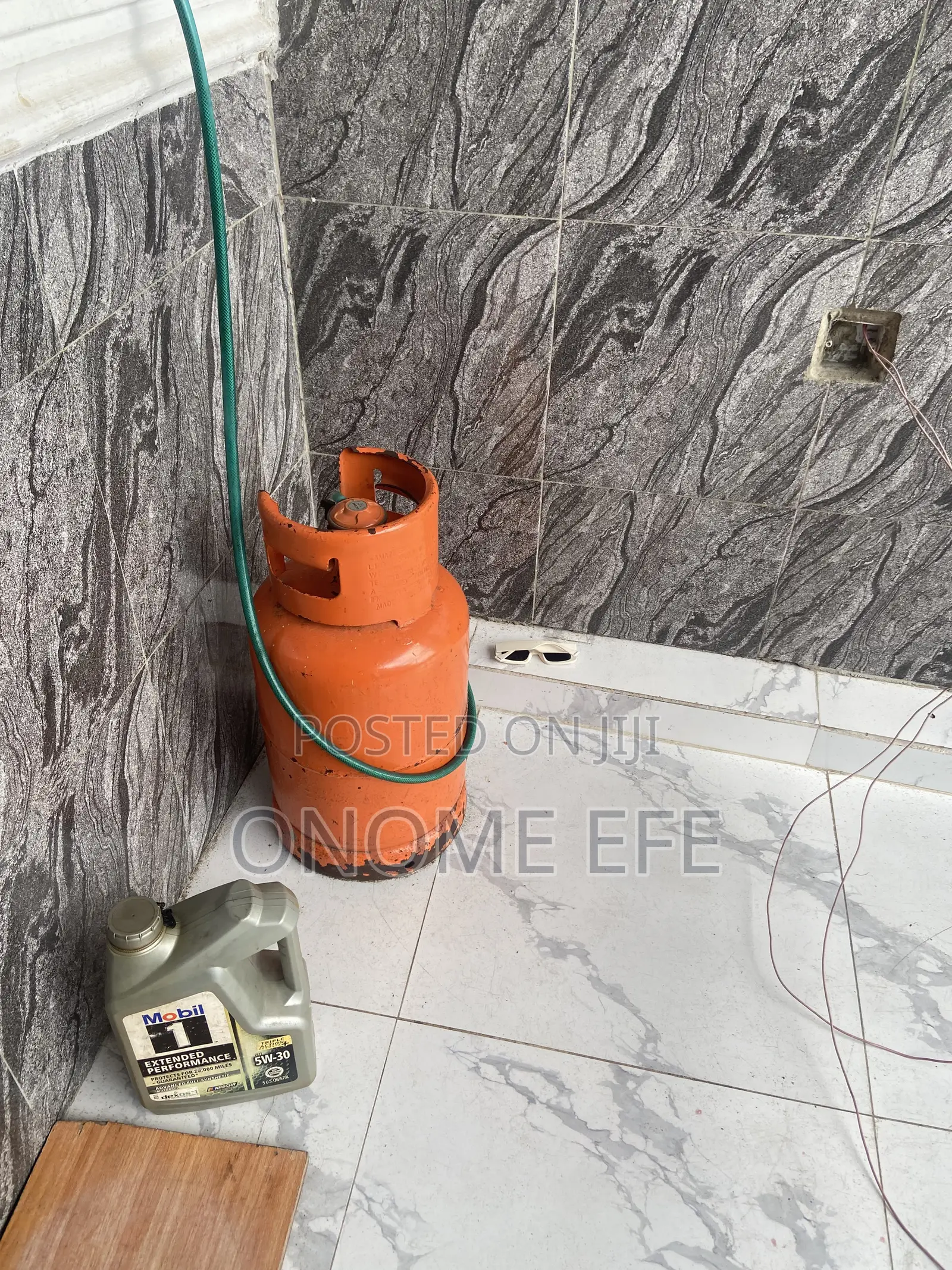 Gas Cylinder