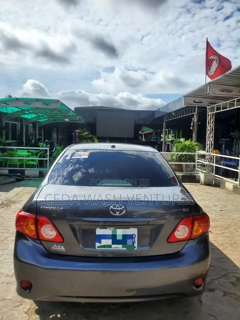 Toyota Corolla 2008 Gray