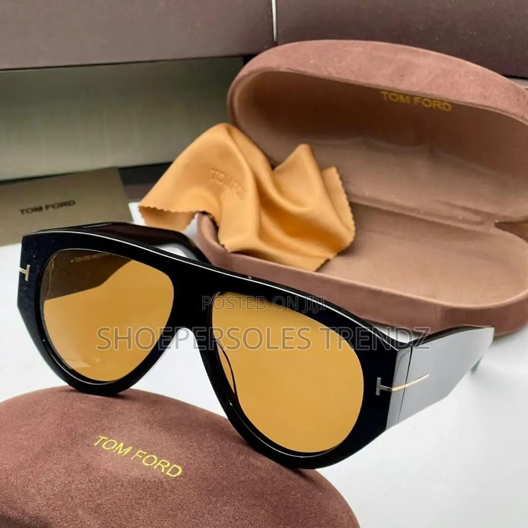 Tomford Classy Retro Aviator Sunglasses