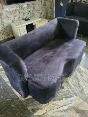 Curve Chair