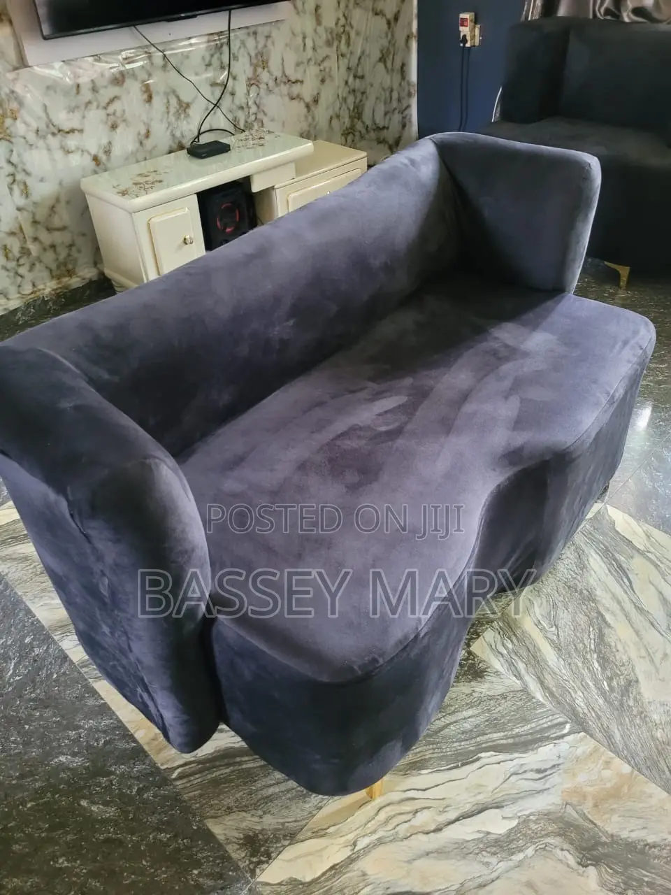 Curve Chair
