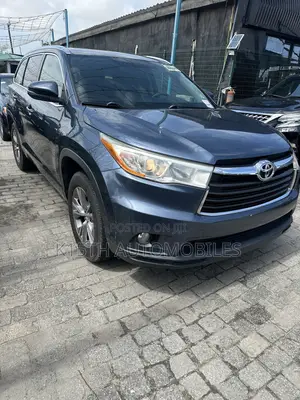 Toyota Highlander XLE V6 4x4 (3.5L 6cyl 6A) 2016 Blue