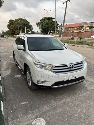 Toyota Highlander 2012 White