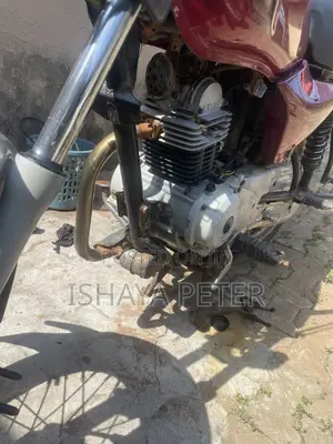 Bajaj Boxer 2024 Red