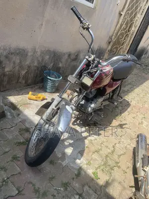 Bajaj Boxer 2024 Red