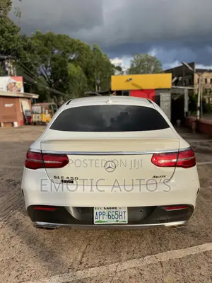 Mercedes-Benz GLE-Class 2017 White