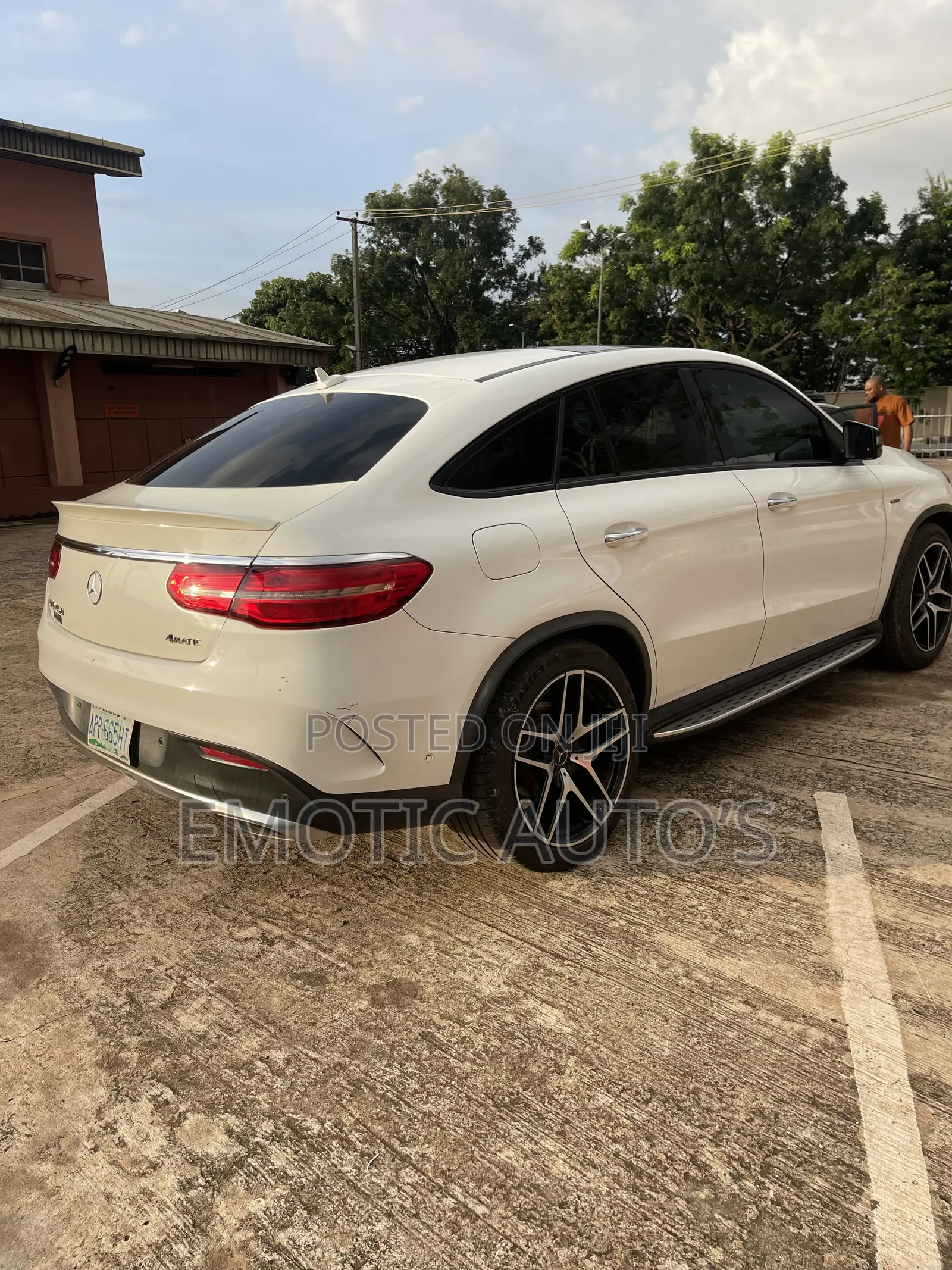 Mercedes-Benz GLE-Class 2017 White