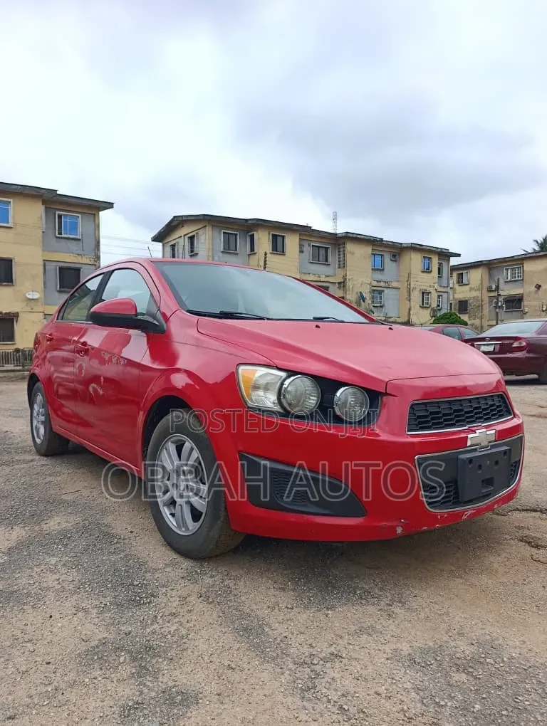 Chevrolet Sonic 2015 Red
