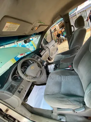 Toyota Sienna 2007 Silver