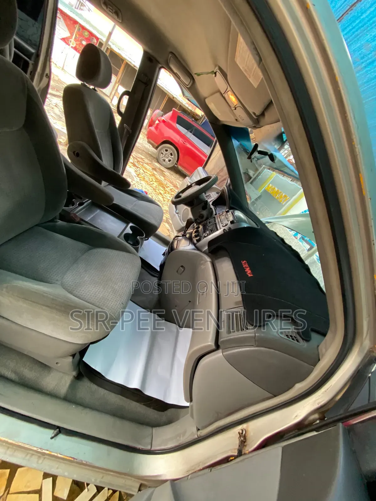 Toyota Sienna 2007 Silver