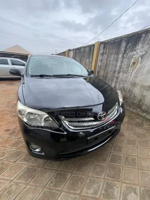 Toyota Corolla LE 4dr Sedan (1.8L 4cyl 4A) 2012 Black