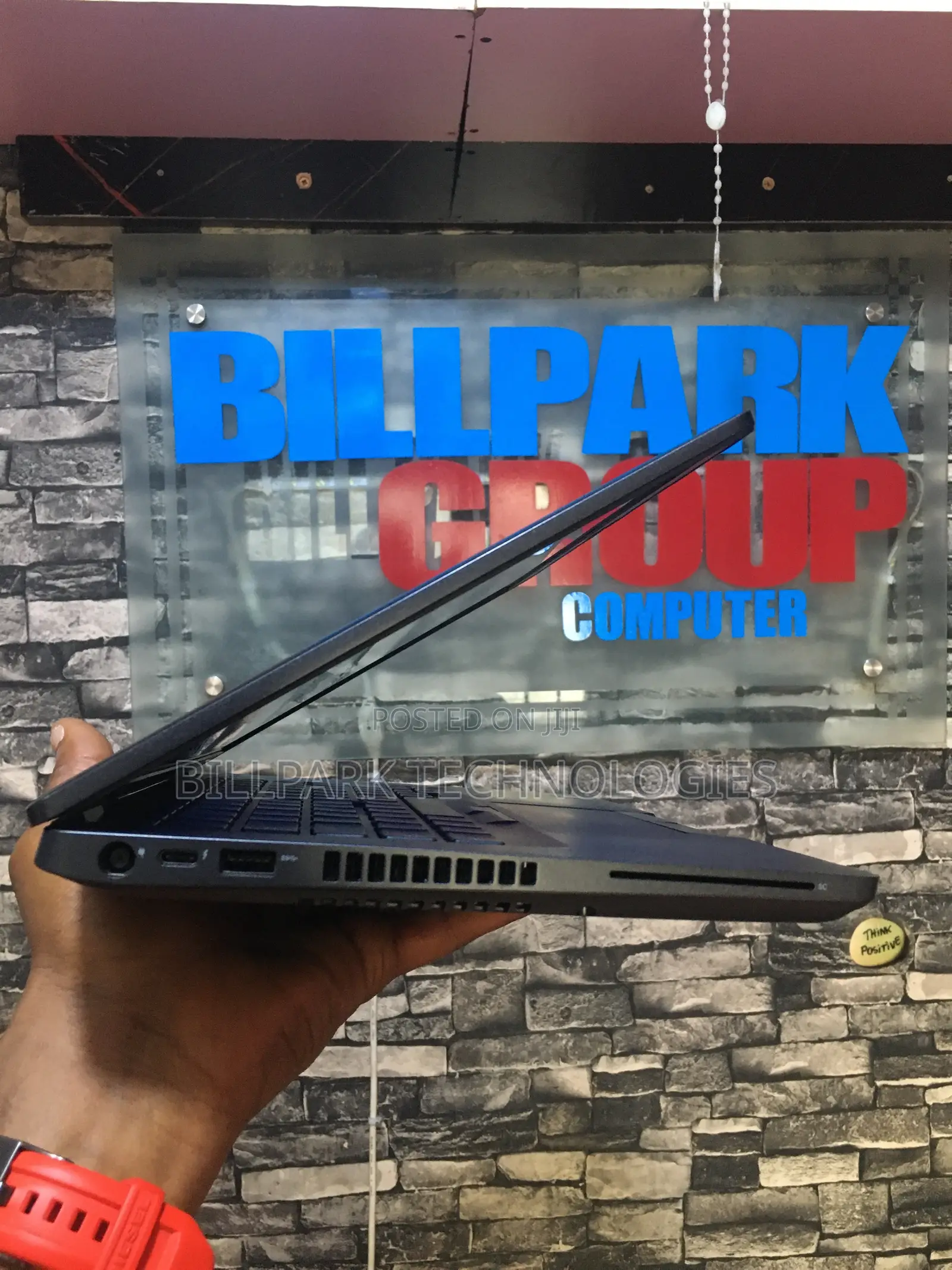Laptop Dell Latitude 5401 16GB Intel Core i5 SSD 256GB