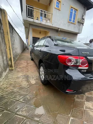 Toyota Corolla LE 4dr Sedan (1.8L 4cyl 4A) 2012 Black
