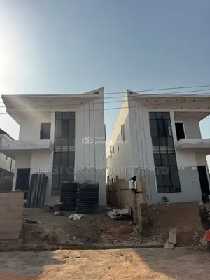 4bdrm Duplex in Enugu State for sale