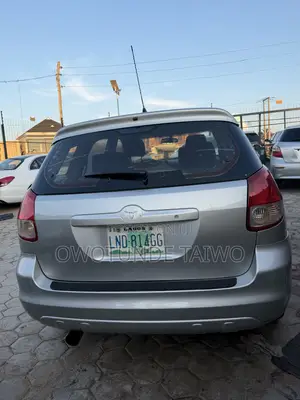Toyota Matrix 2004 Silver