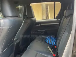 Toyota Hilux Revo Double Cab Deisel 2.4 AWD 2022 Black