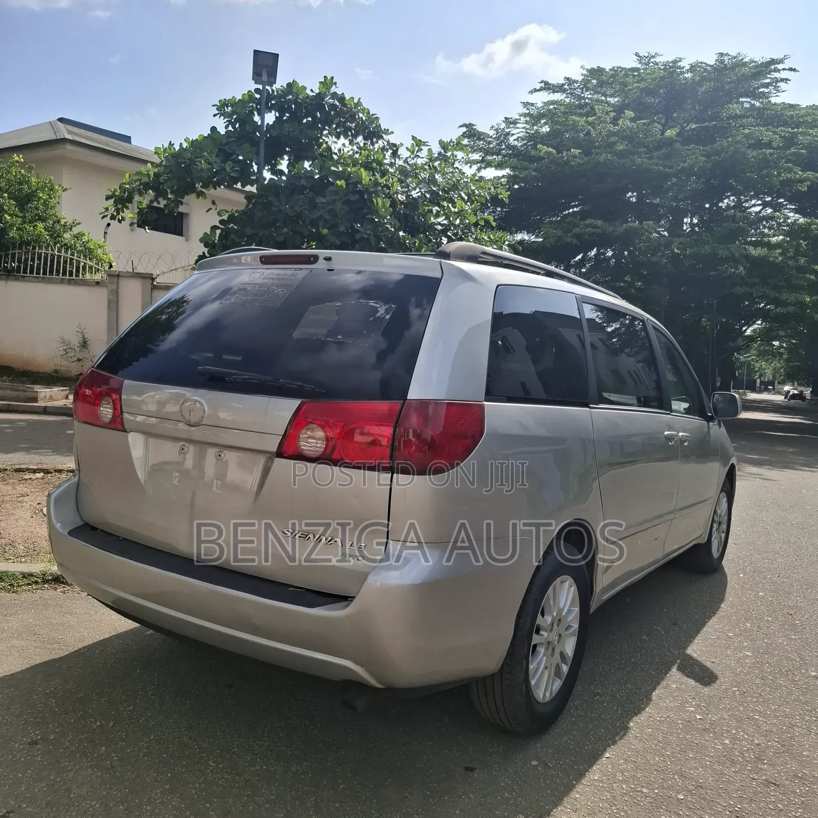 Toyota Sienna 2008 Silver