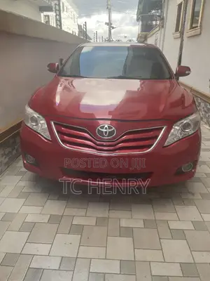 Toyota Camry 2010 Red