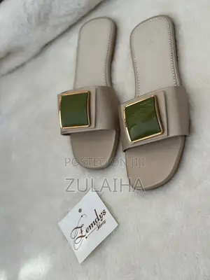 Female Handmade Slide