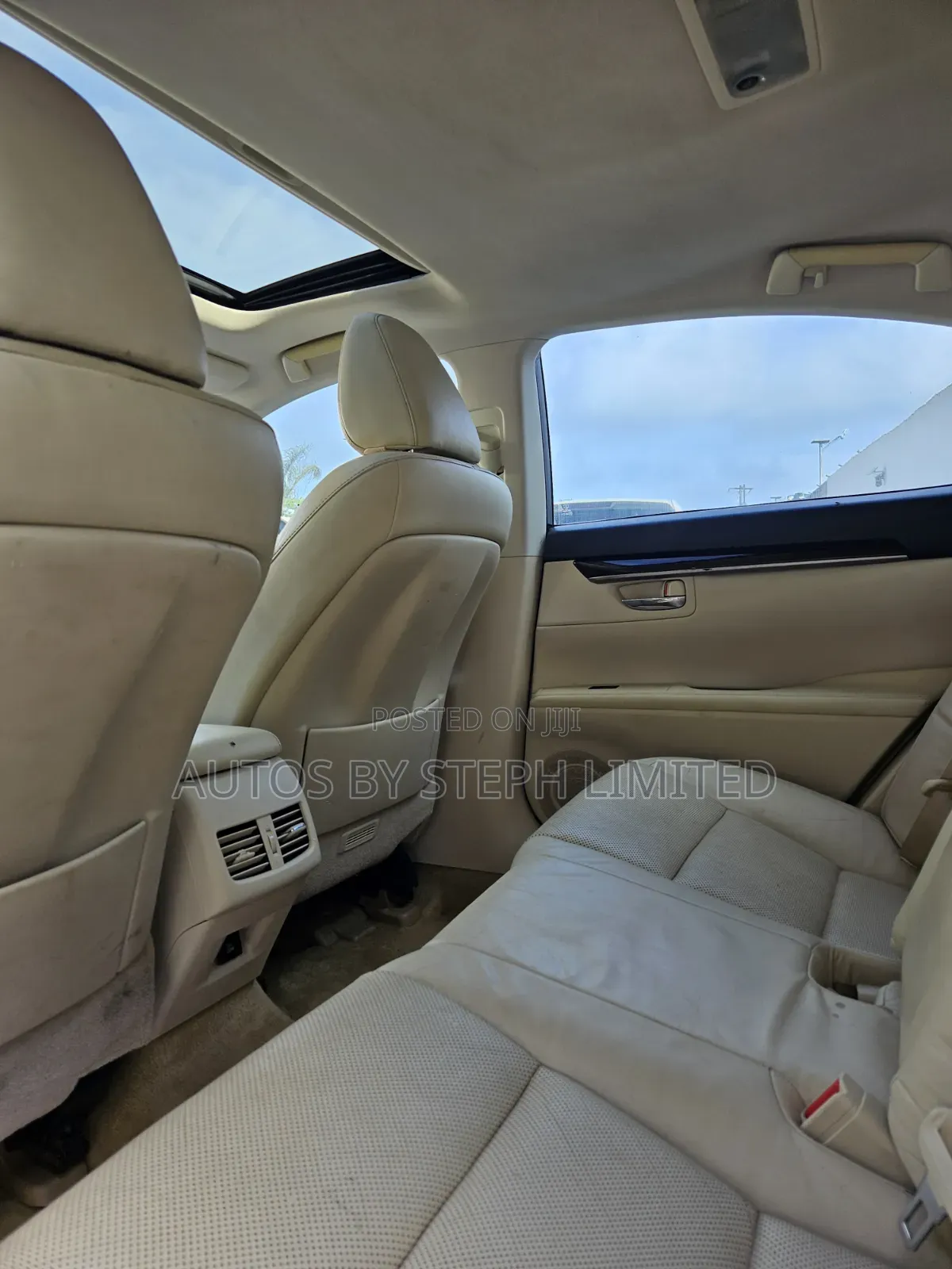 Lexus ES 2013 White