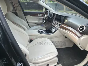 Mercedes-Benz E350 Base 4Matic Sedan AWD (3.5L 6cyl 7A) 2016 Black