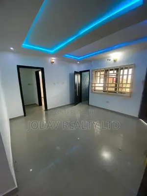 2bdrm Block of Flats in Stadium Road, Elekahia for rent