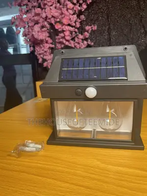Solar Interaction Wall Lamp
