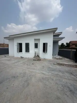 3bdrm Bungalow in Enugu State for sale