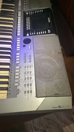 Yamaha Keyboard PSR-S910