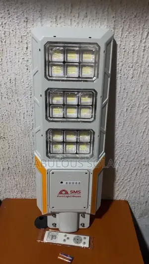 200watts SMS Solar Street Light (18eyes)