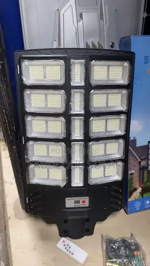 3000watts Solar Street Light (25 Eyes)