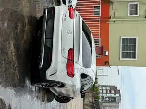 Mercedes-Benz GLE-Class 2016 White